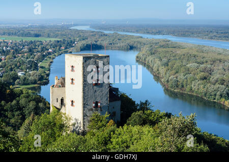 St. Andrä-Wördern: Burg Greifenstein auf einem Oxbow See der Donau und der Donau (hinten), Österreich, Niederösterreich, Lowe Stockfoto