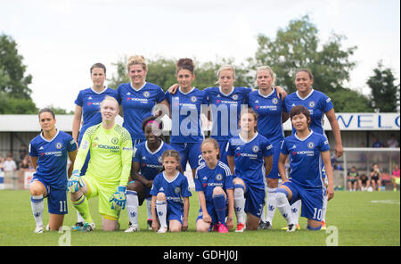 Wheatsheaf Park, Staines, UK. 17. Juli 2016. FA Womens Super League 1. Ladies Chelsea gegen Arsenal Ladies. Schuss von Chelsea Damen vor dem Spiel Credit-Gruppe: Action Plus Sport/Alamy Live News Stockfoto