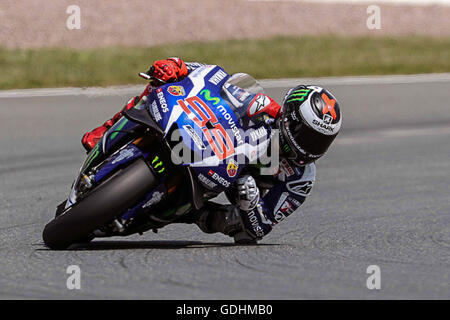 Hohenstein-Ernstthal, Deutschland. 17. Juli 2016. (Deutschland) 17.07.2016, GoPro Motorrad Grand Prix Deutschland, Sachsenring, Moto GP, Jorge Lorenzo aus Spanien und Movistar Yamaha MotoGP in Aktion während der Rennen in der MotoGp der deutschen MotoGP von Deutschland (Foto: Marco Iorio) Credit: Marco Iorio/Alamy Live-Nachrichten Stockfoto