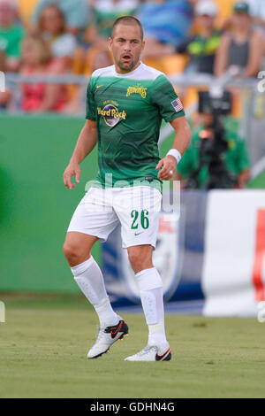 St. Petersburg, Florida, USA. 16. Juli 2016. Tampa Bay Rowdies Mittelfeldspieler Joe Cole (26) in Aktion gegen Puerto Rico FC während eines NASL-Spiel im Al Lang Stadion am 16. Juli 2016 in St. Petersburg, Florida.ZUMA Presse/Scott A. Miller © Scott A. Miller/ZUMA Draht/Alamy Live News Stockfoto