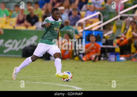 St. Petersburg, Florida, USA. 16. Juli 2016. Tampa Bay Rowdies Mittelfeldspieler Freddy Adu (9) in Aktion gegen Puerto Rico FC während eines NASL-Spiel im Al Lang Stadion am 16. Juli 2016 in St. Petersburg, Florida.ZUMA Presse/Scott A. Miller © Scott A. Miller/ZUMA Draht/Alamy Live News Stockfoto