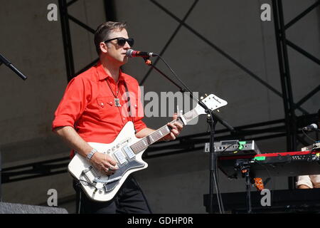 London, England, Vereinigtes Königreich: 17. Juli 2016: Calexico preforms auf der Zitadelle Festival 2016 im Victoria Park, London, UK. Foto: siehe Li Stockfoto