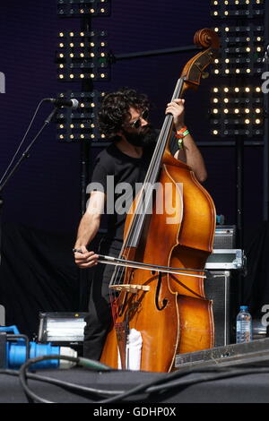 London, England, Vereinigtes Königreich: 17. Juli 2016: Calexico preforms auf der Zitadelle Festival 2016 im Victoria Park, London, UK. Foto: siehe Li Stockfoto