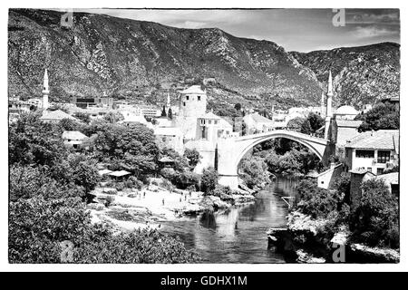 schöne alte Brücke in Mostar - von der UNESCO geschützt Stockfoto