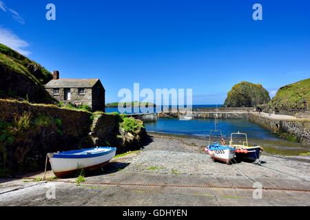 Mullion Cove Harbour Cornwall England UK Stockfoto