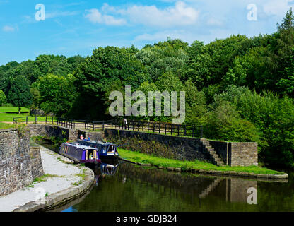 Buxworth Kanal-Becken auf dem Peak Forest Kanal, Derbyshire, England UK Stockfoto