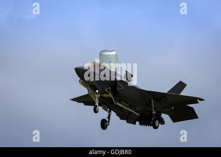 F35 Joint Strike Fighter im Schwebeflug Überschall] STOVL Stealth-Jet Stockfoto