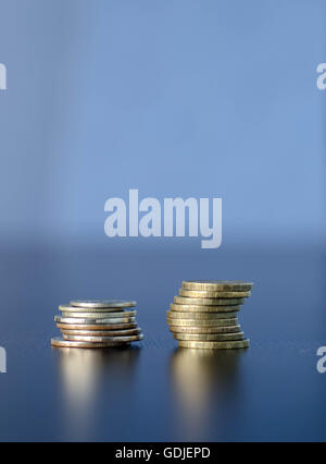 Pyramide Geld und Finanzmärkte Stockfoto