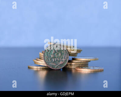 Pyramide Geld und Finanzmärkte Stockfoto