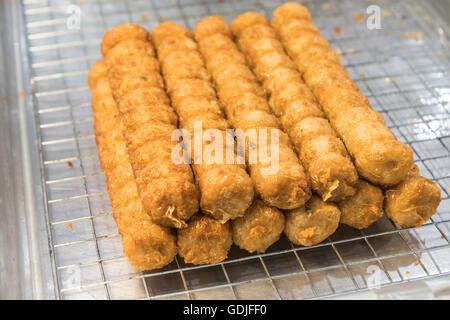 Hoi Jor-set Krabben Muscheln Haupt zusammen mit süßen dipping Sauce thai-Stil Stockfoto