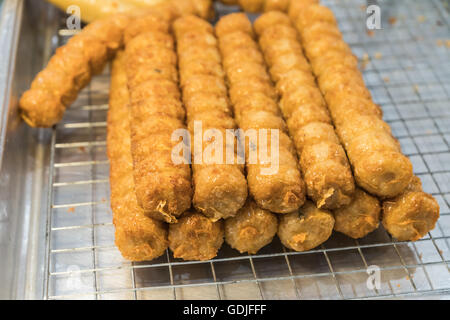 Hoi Jor-set Krabben Muscheln Haupt zusammen mit süßen dipping Sauce thai-Stil Stockfoto