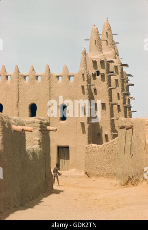 Schlamm-Mauern einer Moschee in Timbuktu, 1959 Stockfoto