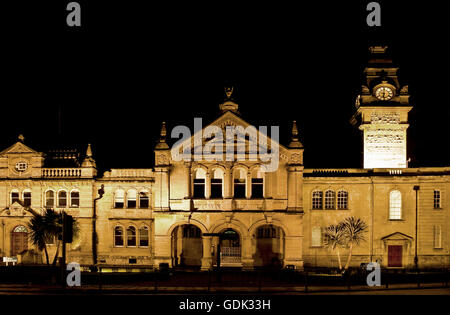 Weston-Super-Mare Rathaus bei Nacht Stockfoto