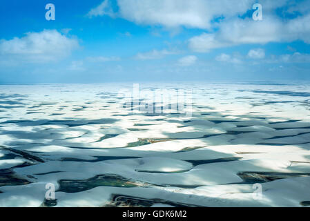 Luftaufnahme von Lencois Maranhenses National Park, Brasilien Stockfoto