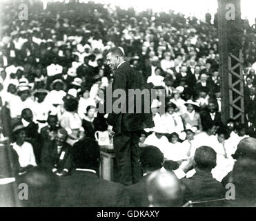 Booker T. Washington (1856-1915) war ein prominenter Führer der afrikanisch-amerikanischen Gemeinschaft. Pädagoge und Autor, er war der erste Präsident des Tuskegee Institute in Alabama. Stockfoto