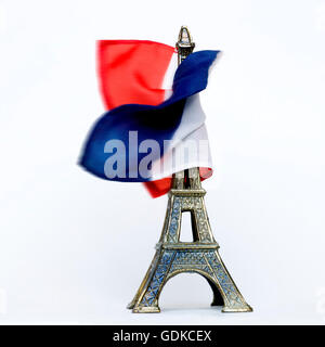 Modell des Eiffelturms, französische Flagge Konzept Paris Stockfoto