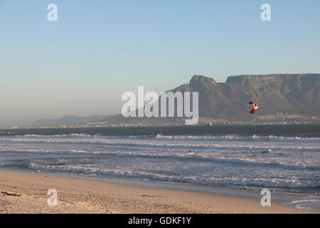 Sonnenuntergang über Tabelle-Berg-Cape Town-Südafrika Stockfoto