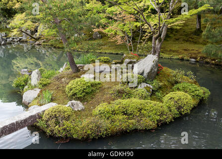 Sogen Teich im Zen Garten Tenryuji (Tenryu Shiseizen-Ji) buddhistische Tempel, Kyoto, Japan Stockfoto