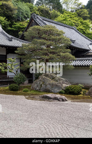 Zen-Garten des Hojo Nanzen-Ji buddhistischen Tempel in Kyoto, Japan Stockfoto