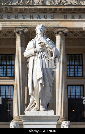 Schiller-Denkmal und Konzerthaus, Gendarmenmarkt Berlin Deutschland Stockfoto