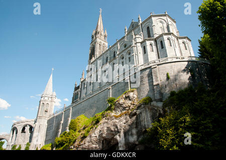 Unsere Liebe Frau von Lourdes Wallfahrtskirche Basilika - Frankreich Stockfoto