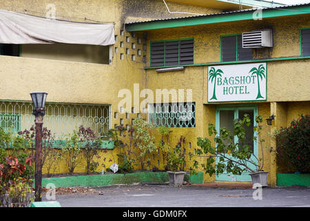 Die kleinen Antillen Barbados Pfarrkirche Sankt Michael Westindien Hauptstadt Bridgetown St. Lawrence Gap, Bagshot Hotel heruntergekommen clos Stockfoto