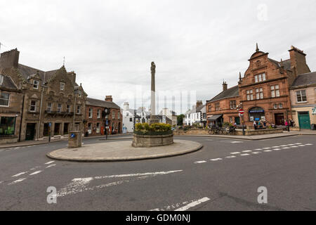Melrose-Marktplatz und Mercat Cross, Scottish Borders, Schottland, UK Stockfoto