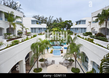 Garnison Bereichen Bridgetown sauber schöne Karibische Meer South West Coast Resort Aussicht auf den Strand Küste Insel Barbados Stockfoto