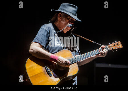 Mailand, Italien. 18. Juli 2016. Neil Young führt live auf Markt-Sound in Mailand, Italien, am 18. Juli 2016 Credit: Mairo Cinquetti/Alamy Live News Stockfoto