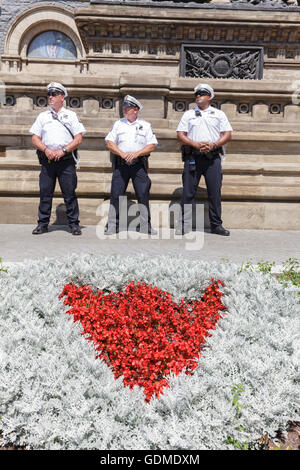 Cleveland, Ohio, USA. 19. Juli 2016. Polizei in Public Square vorangegangenen zweiten Abendveranstaltungen auf der Republican National Convention. (Philip Scalia/Alamy Live-Nachrichten) Stockfoto