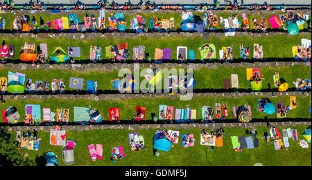 Witten, Deutschland. 19. Juli 2016. Luftaufnahme, Liegewiese, Annenbad Freibad, Huellberg, Witten, Ruhrgebiet und Umgebung, North Rhine-Westphalia, Deutschland, Europa-Credit: Hans ↑/Alamy Live News Stockfoto