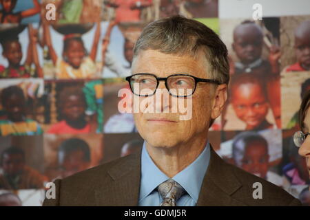 Berlin, Deutschland. 11. November 2014. Bill Gates besucht Minister für wirtschaftliche Zusammenarbeit und Entwicklung, Gerd Mueller, Mittel bereitzustellen, für die Linda und Bill Gates-Stiftung in Deutschland. © Madeleine Lenz/Pacific Press/Alamy Live-Nachrichten Stockfoto