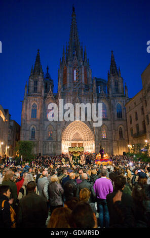 Prozessionen, Karfreitag, Ostern, Avinguda De La Catedral, Barcelona, Katalonien, Spanien Stockfoto