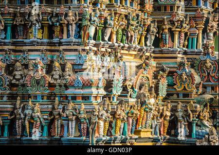 Darstellungen der Götter, Sri Meenakshi Sundareshwarar Tempel, Madurai, Tamil Nadu, Südindien, Indien Stockfoto