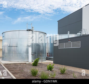 Brauchwasser-Tank zur Brandbekämpfung Stockfoto