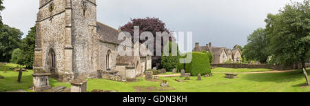 St Andrew Church in Cotswold Dorf Miserden, Gloucester, England, Großbritannien Stockfoto