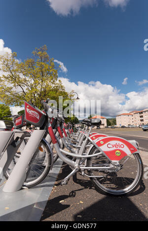 Clermont-Ferrand, Frankreich 13. Juli 2016: Cvelo Bike-Station, eine öffentliche Fahrrad-Share-Programm in Clermont-Ferrand Stockfoto