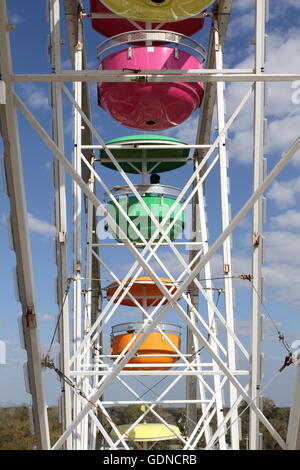 Riesenrad auf dem Jahrmarkt Stockfoto