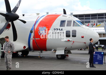 Die US-Küstenwache Multi-Mission Alenia C-27 Spartan auf der Farnborough International Airshow 2016 Stockfoto