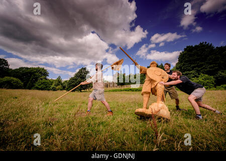 Vorbereitungen für das 950. Jubiläumsjahr der Schlacht von Hastings kurz vor dem Abschluss in der Battle Abbey mit English Heritage. Stockfoto