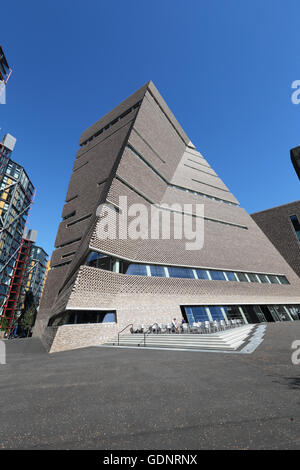 Das Switch-Haus eine zehn Etagen Erweiterung der Tate Modern Art Gallery, London. Entworfen von Herzog & de Meuron, geöffnet Juni 2016 Stockfoto