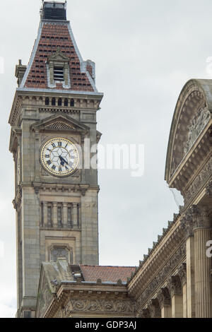 Der Clock Tower, Big Brum in Birmingham Museum and Art Gallery. Stockfoto