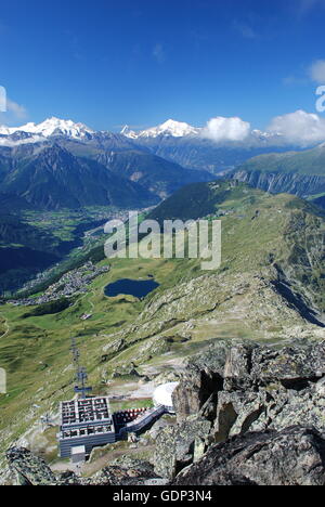 Ich ging an einem schönen Tag in den Schweizer Alpen im Wallis wandern. Stockfoto