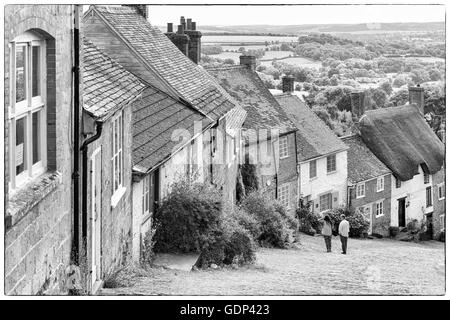 Berühmten Hütten in Gold Hill, Shaftesbury, Dorset im Juli Stockfoto