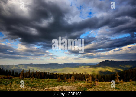 Chornogora Ridge Landschaft, Karpaten, Ivano-Frankovsk Region, Ukraine Stockfoto