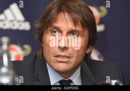 Antonio Conte stellte als neuer Chelsea-Trainer, Chelsea Football Club, Stamford Bridge, London UK Stockfoto