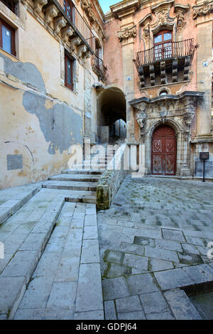 Details der engen Gassen in Ragusa Ibla, Sizilien, Italien Stockfoto