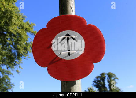 Zeichen für Mohn weinend Fenster schwarz Uhrenmuseum Perth Schottland Juli 2016 Stockfoto