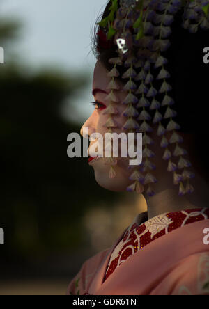 16 Jahre alt Maiko genannt Chikasaya, Kansai-Region, Kyoto, Japan Stockfoto