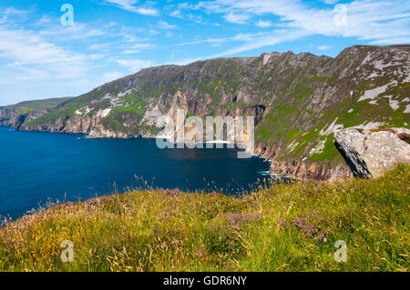 Slieve League, County Donegal, Irland-Blick von den höchsten Seeklippen in Europa Stockfoto